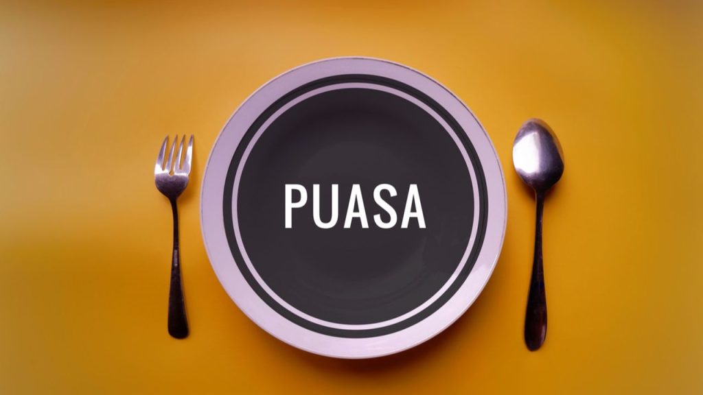 034935500_1606190704-Sederet-Manfaat-Puasa-Senin-Kamis-yang-Sayang-Jika-Dilewatkan-shutterstock_1400969243